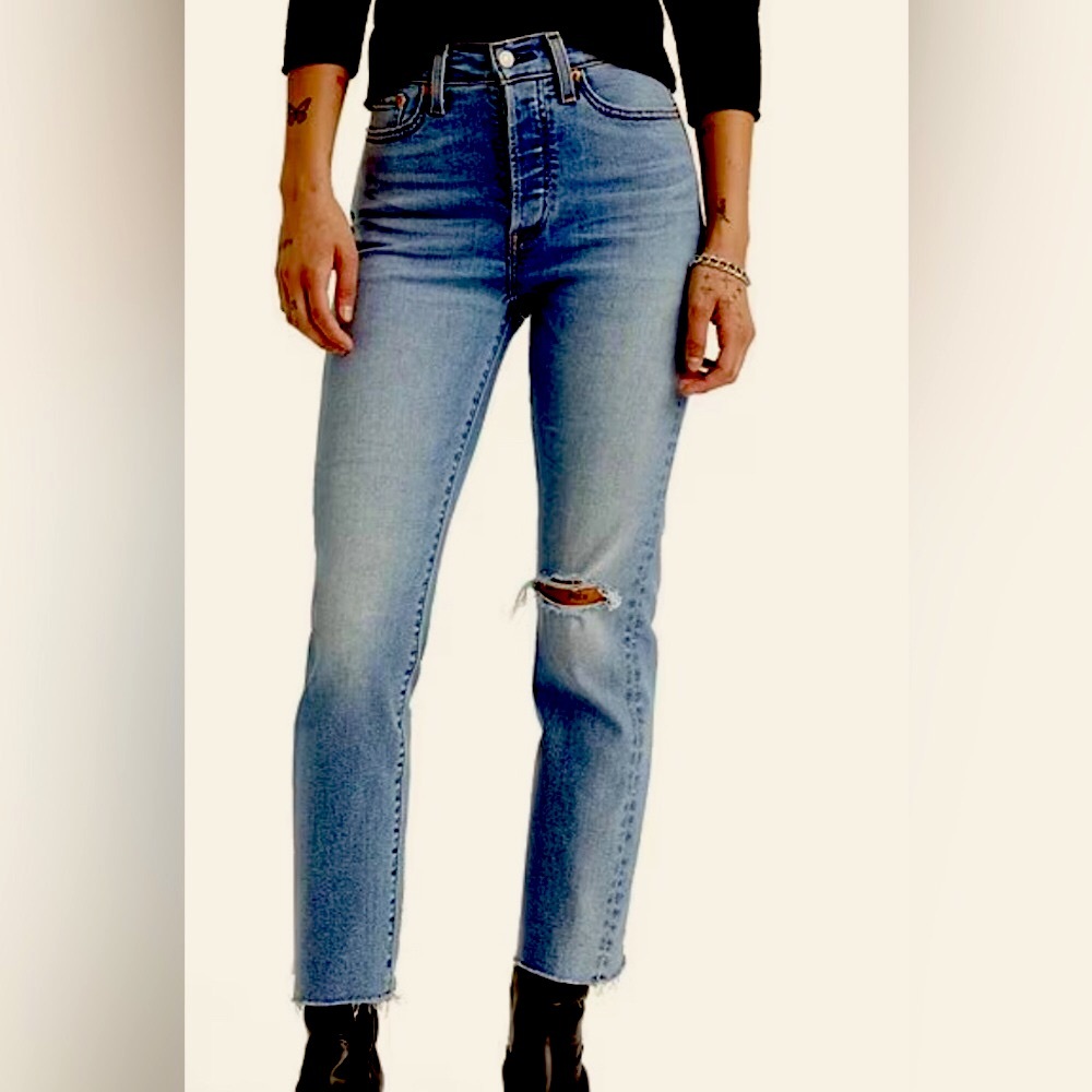 LEVI 501 button fly jeans NEW with tags 25x28